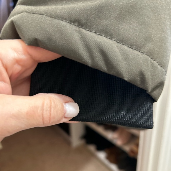 Ugg Bernice parka NWT olive green black interior & black fur on hood - Picture 10 of 16